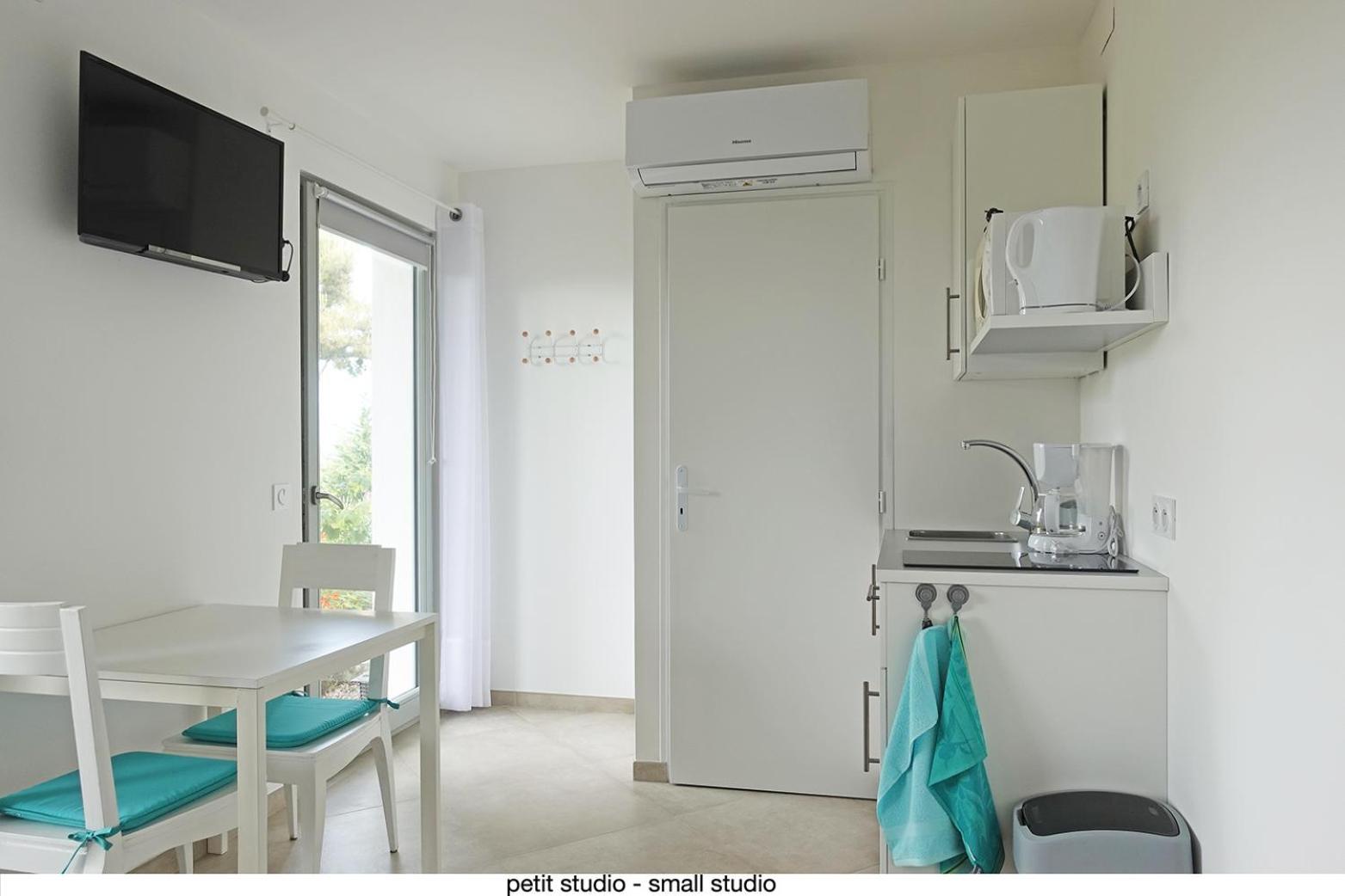 456 Chemin De La Pinede Apartment Menton Luaran gambar