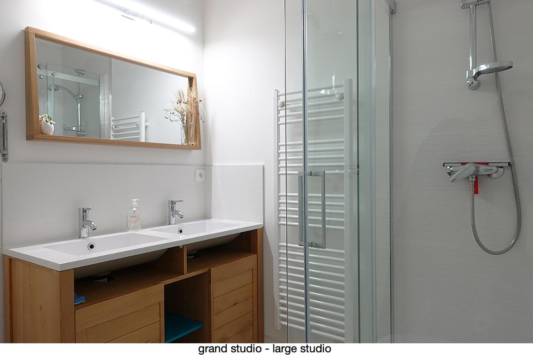 456 Chemin De La Pinede Apartment Menton Luaran gambar