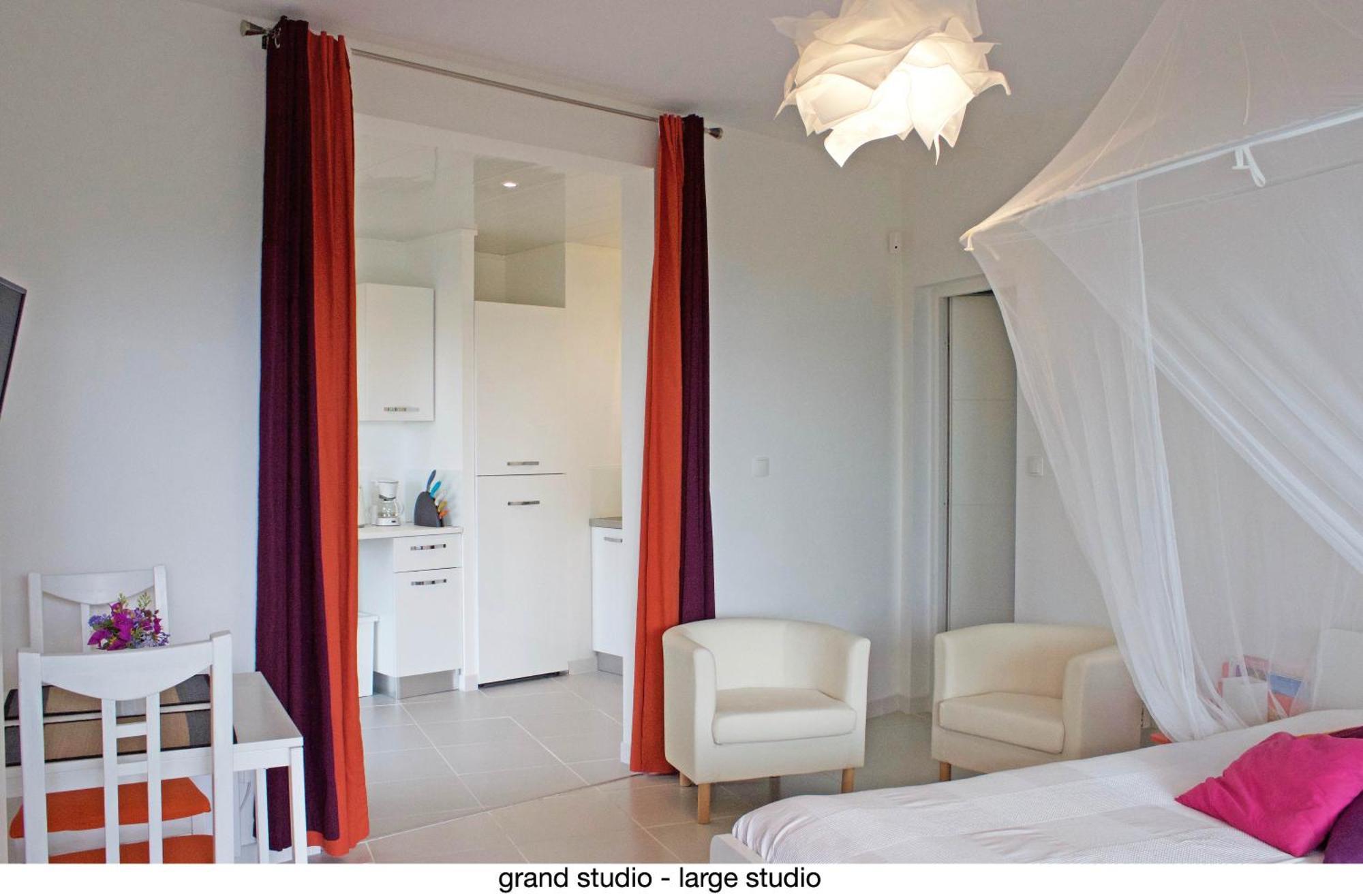 456 Chemin De La Pinede Apartment Menton Luaran gambar